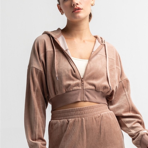 RSQ Recycled Neutral Brown Tan Velour Crop Full Zip Up Hoodie Size Large - Picture 3 of 8
